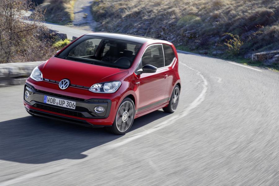  Volkswagen up! GTI 2018 года  (WW) (фото 12 из 41)